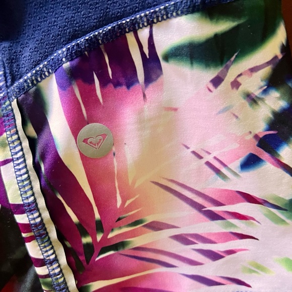 Roxy Legging Capris Size Small - Picture 3 of 4